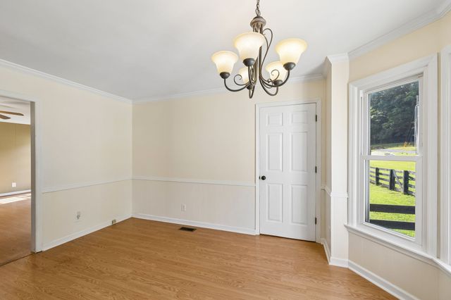 2751 Standing Oak Dr, Thompsons Station, TN 37179