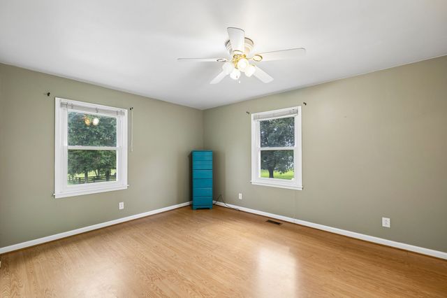 2751 Standing Oak Dr, Thompsons Station, TN 37179