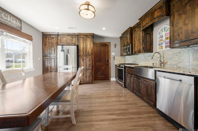 45340 Gold Place Rd, St Amant, LA 70774