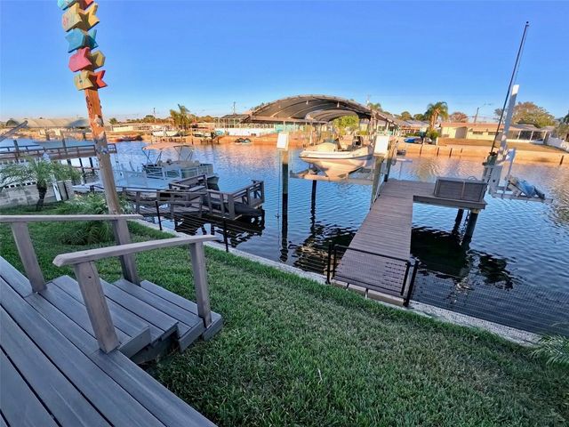 12804 2ND ISLE, Hudson, FL 34667