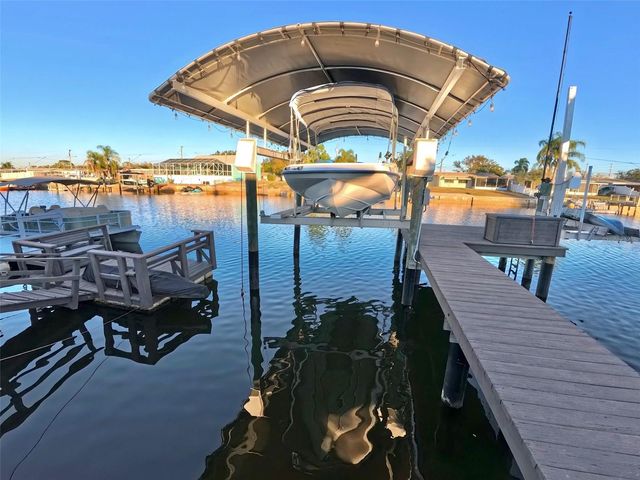 12804 2ND ISLE, Hudson, FL 34667