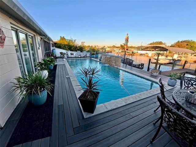 12804 2ND ISLE, Hudson, FL 34667