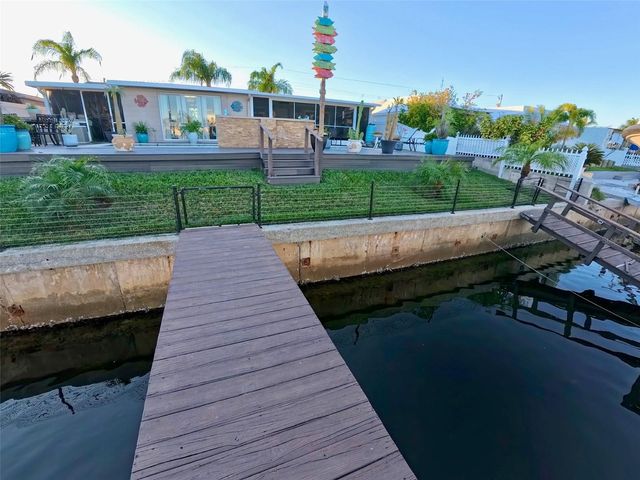 12804 2ND ISLE, Hudson, FL 34667