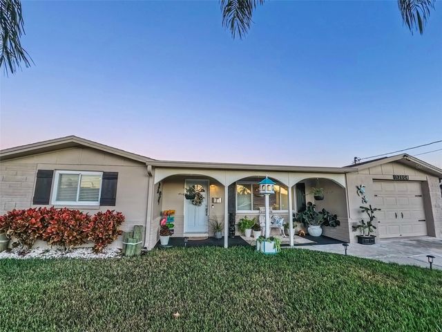 12804 2ND ISLE, Hudson, FL 34667