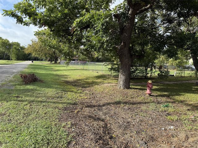 0000 SE 4th Street, Kerens, TX 75144