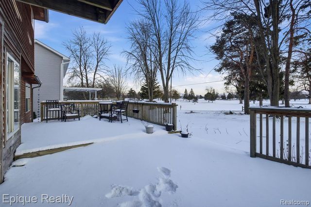 4085 Blue River Drive, Saint Clair, MI 48079