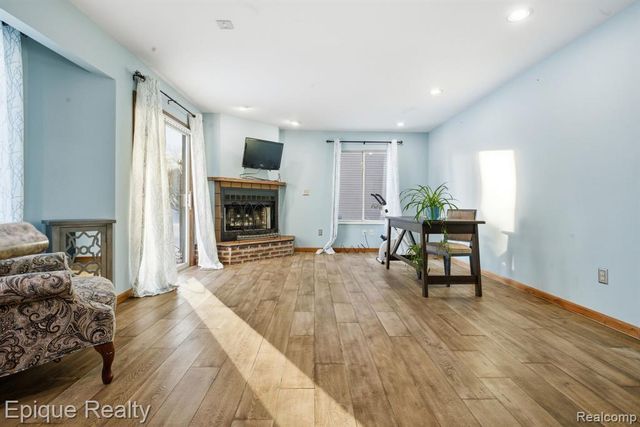 4085 Blue River Drive, Saint Clair, MI 48079