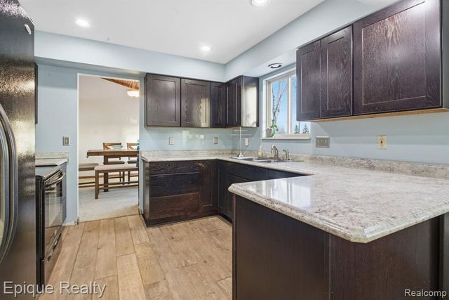 4085 Blue River Drive, Saint Clair, MI 48079