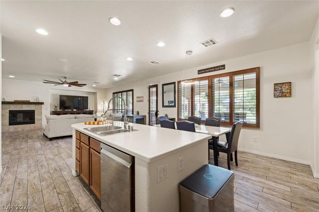 7105 Via Locanda Avenue, Las Vegas, NV 89131