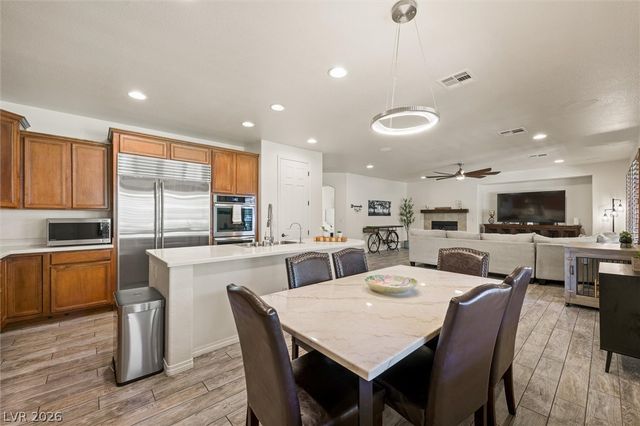 7105 Via Locanda Avenue, Las Vegas, NV 89131