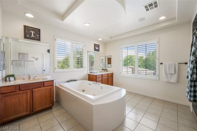 7105 Via Locanda Avenue, Las Vegas, NV 89131