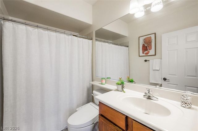 7105 Via Locanda Avenue, Las Vegas, NV 89131