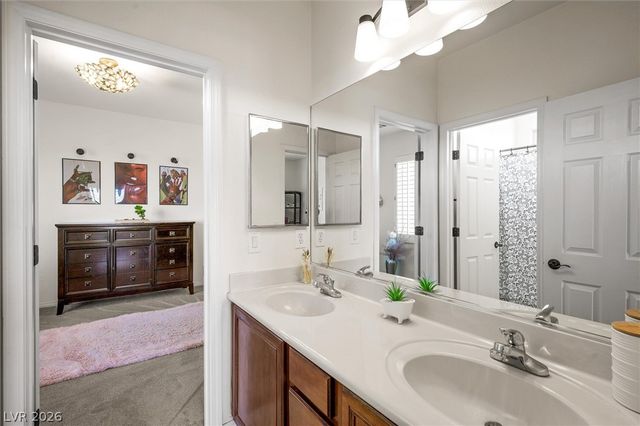 7105 Via Locanda Avenue, Las Vegas, NV 89131