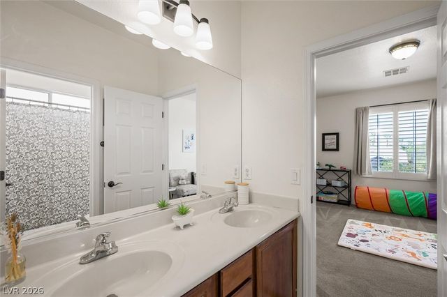 7105 Via Locanda Avenue, Las Vegas, NV 89131