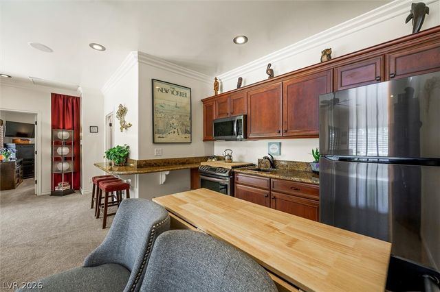 7105 Via Locanda Avenue, Las Vegas, NV 89131