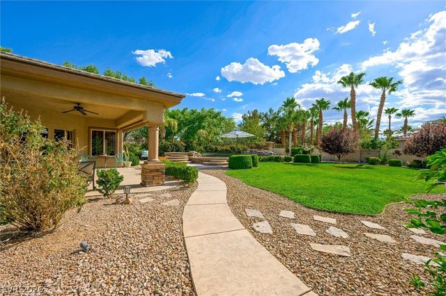 7105 Via Locanda Avenue, Las Vegas, NV 89131