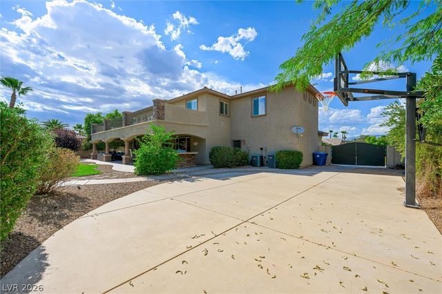 7105 Via Locanda Avenue, Las Vegas, NV 89131