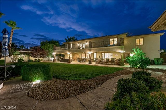 7105 Via Locanda Avenue, Las Vegas, NV 89131