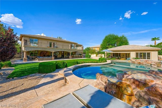 7105 Via Locanda Avenue, Las Vegas, NV 89131