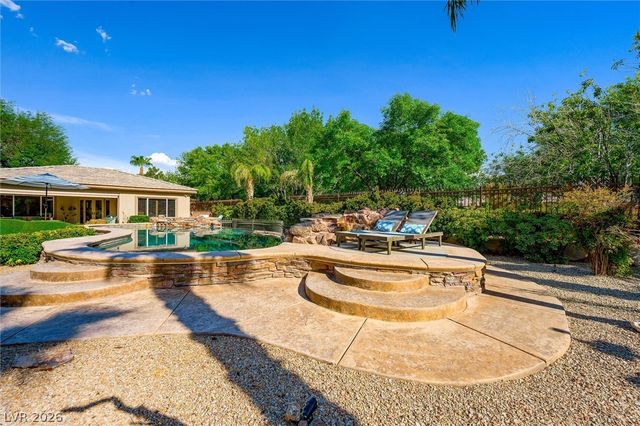 7105 Via Locanda Avenue, Las Vegas, NV 89131