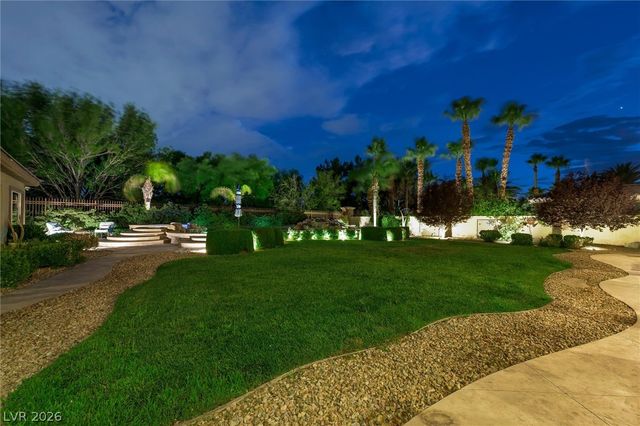7105 Via Locanda Avenue, Las Vegas, NV 89131