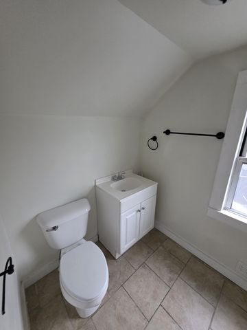 2424 Inga St, Nashville, TN 37206