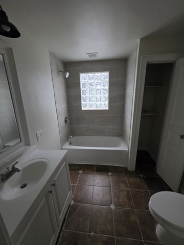 2424 Inga St, Nashville, TN 37206