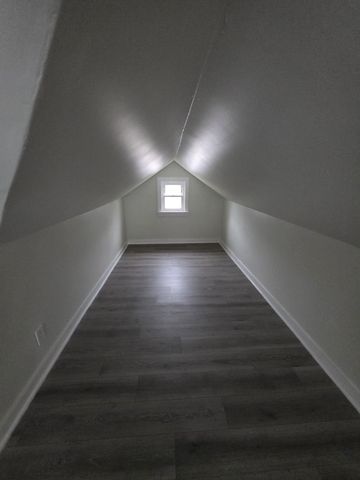 2424 Inga St, Nashville, TN 37206