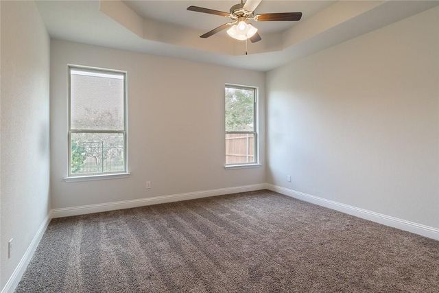 4004 Knollbrook Lane, Fort Worth, TX 76137