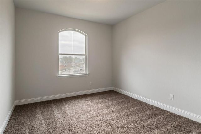 4004 Knollbrook Lane, Fort Worth, TX 76137