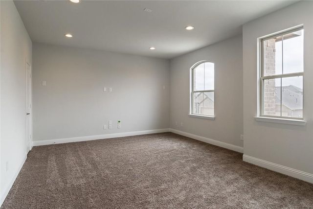 4004 Knollbrook Lane, Fort Worth, TX 76137