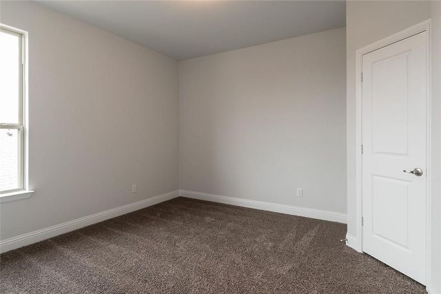 4004 Knollbrook Lane, Fort Worth, TX 76137