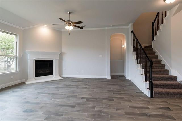 4004 Knollbrook Lane, Fort Worth, TX 76137