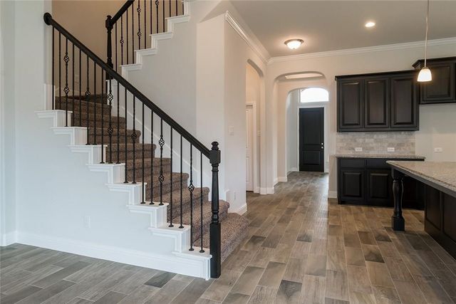 4004 Knollbrook Lane, Fort Worth, TX 76137