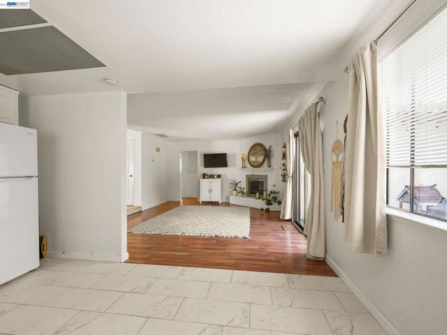 40701 Penn Ln, Fremont, CA 94538