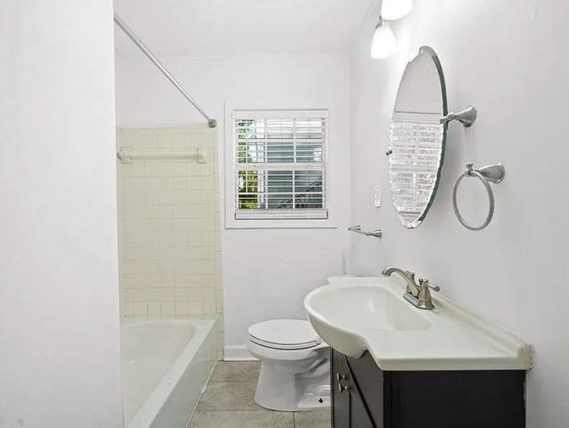 2371 Ben Hill Road, Atlanta, GA 30344