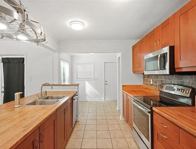 2371 Ben Hill Road, Atlanta, GA 30344