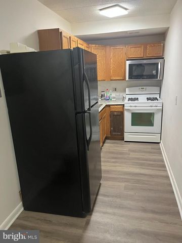 625A CHESAPEAKE ST SE #12, Washington, DC 20032