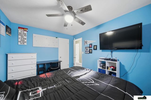 7211 Dudley Avenue, Lincoln, NE 68505