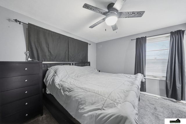 7211 Dudley Avenue, Lincoln, NE 68505