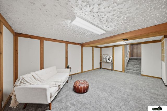 7211 Dudley Avenue, Lincoln, NE 68505