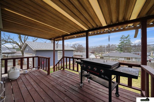 7211 Dudley Avenue, Lincoln, NE 68505