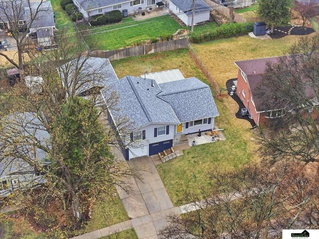 7211 Dudley Avenue, Lincoln, NE 68505