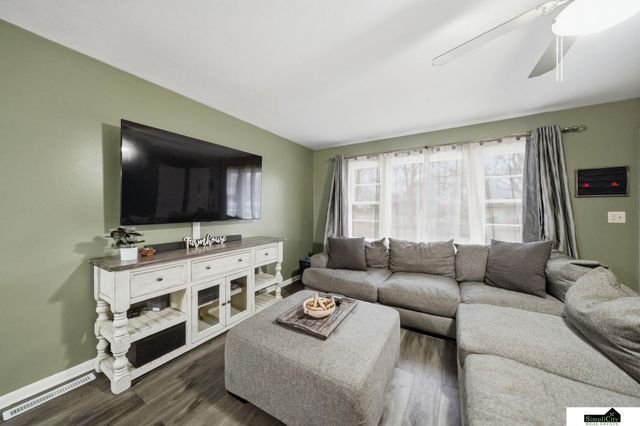 7211 Dudley Avenue, Lincoln, NE 68505