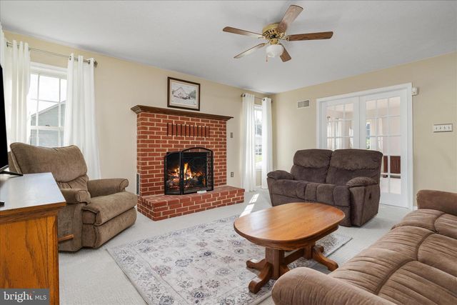 418 KERN ST, Woodstock, VA 22664