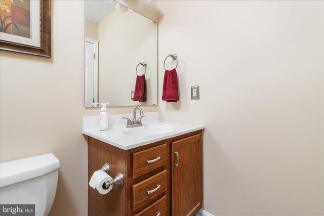418 KERN ST, Woodstock, VA 22664
