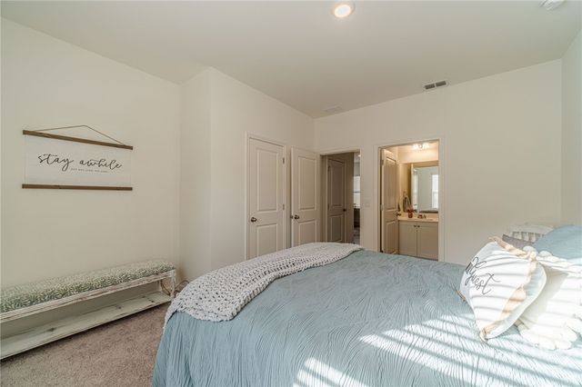 597 Bentwater Way, Hoschton, GA 30548