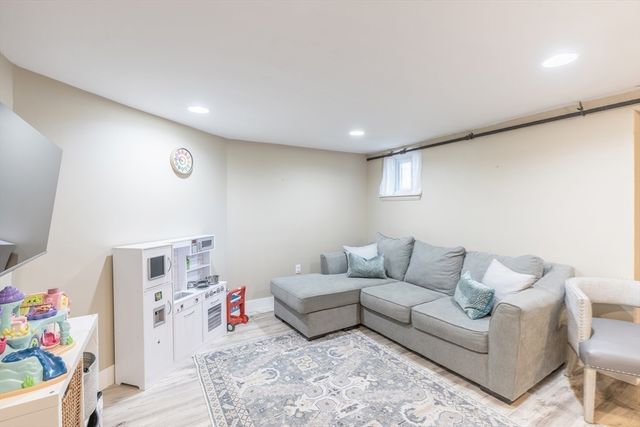 80 Milton Ave, Boston, MA 02136