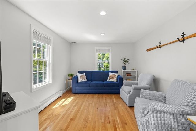 7 Blackhall Court, Marion, MA 02738