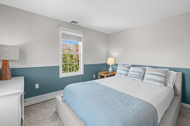 7 Blackhall Court, Marion, MA 02738